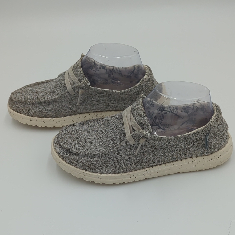 Hey Dude Women's Wendy Gray Slip On 7 Casual Lightweight comfort sneakers beach - Picture 3 of 10